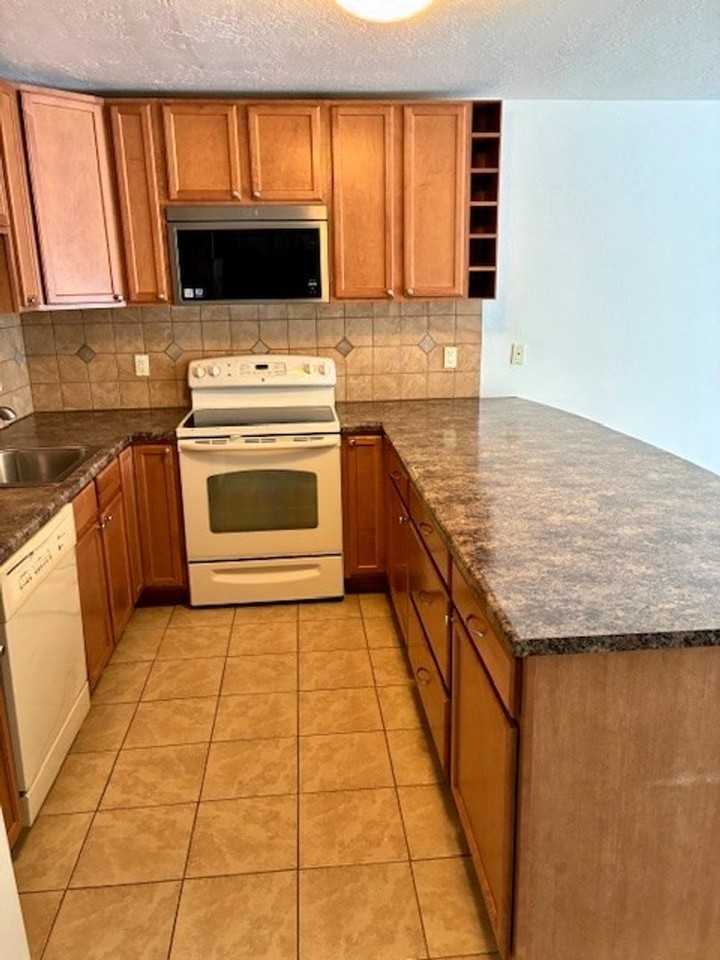 104 Dillon Valley East H 104 - Photo 3 of 19