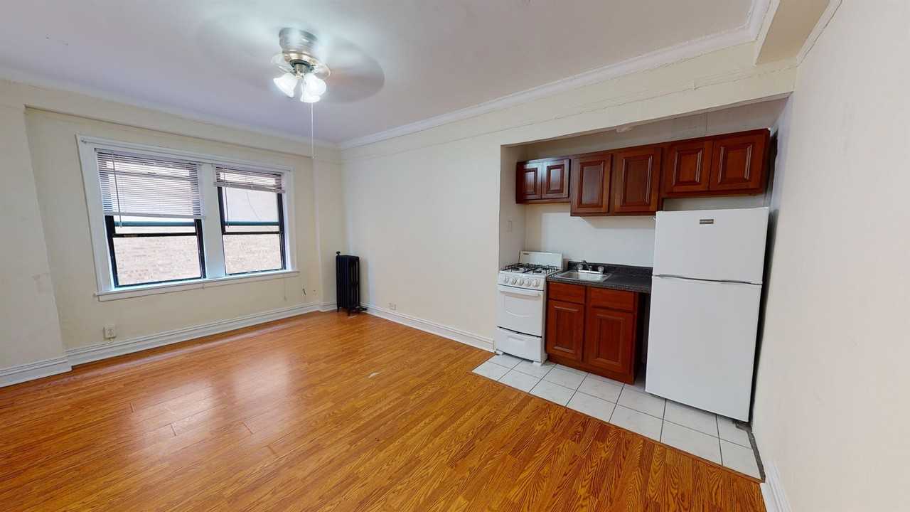 6165 N. Winthrop - Photo 3 of 26