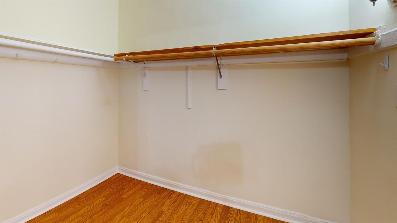 6165 N. Winthrop - Photo 6 of 26