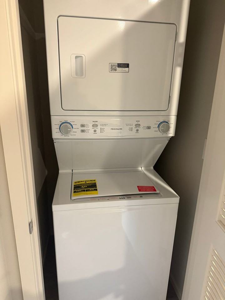 2466 Sawtelle Dr - Photo 6 of 19