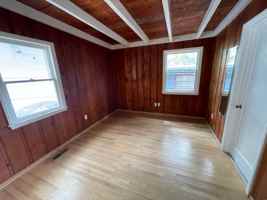 featured image of 1207 1/2 Lawton Ave