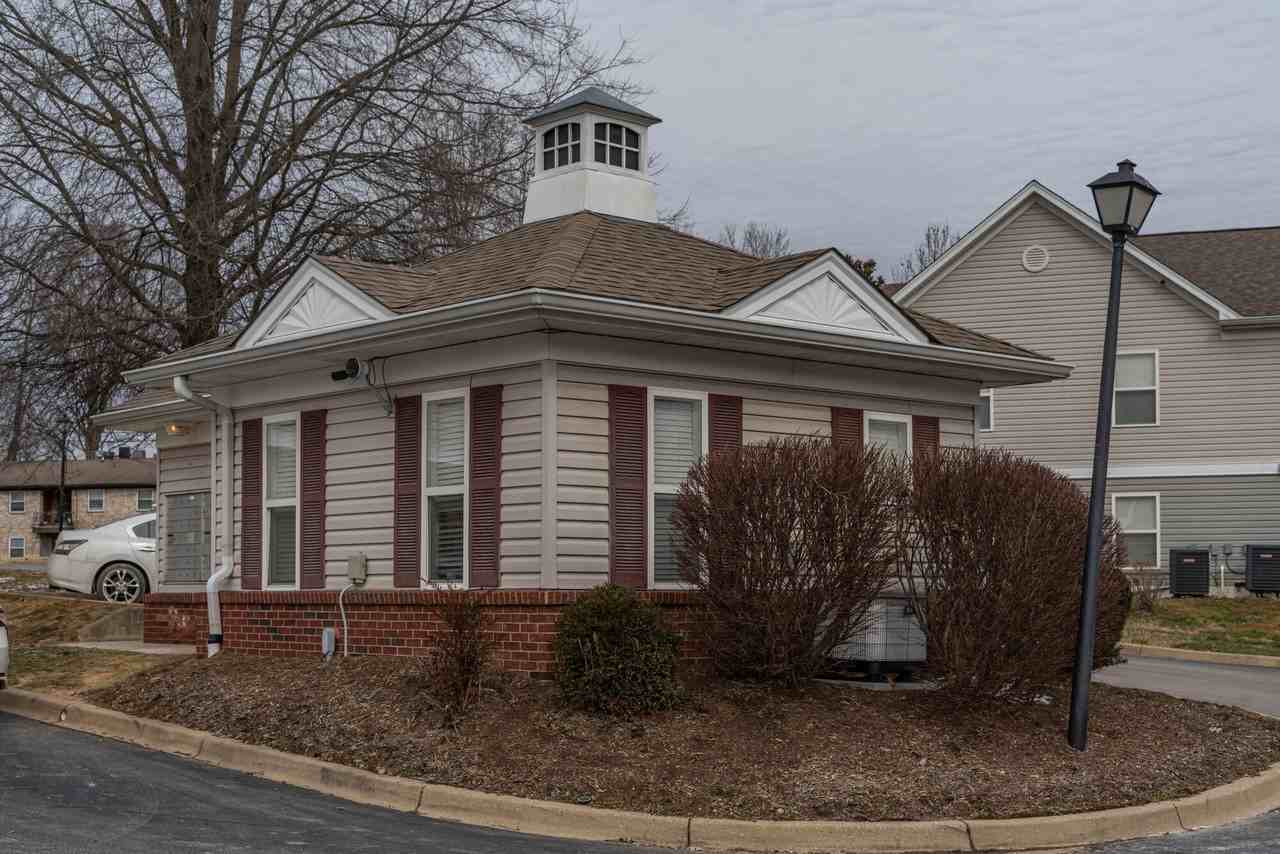 Woods Of Glen Hill Manor - Photo 2 of 30