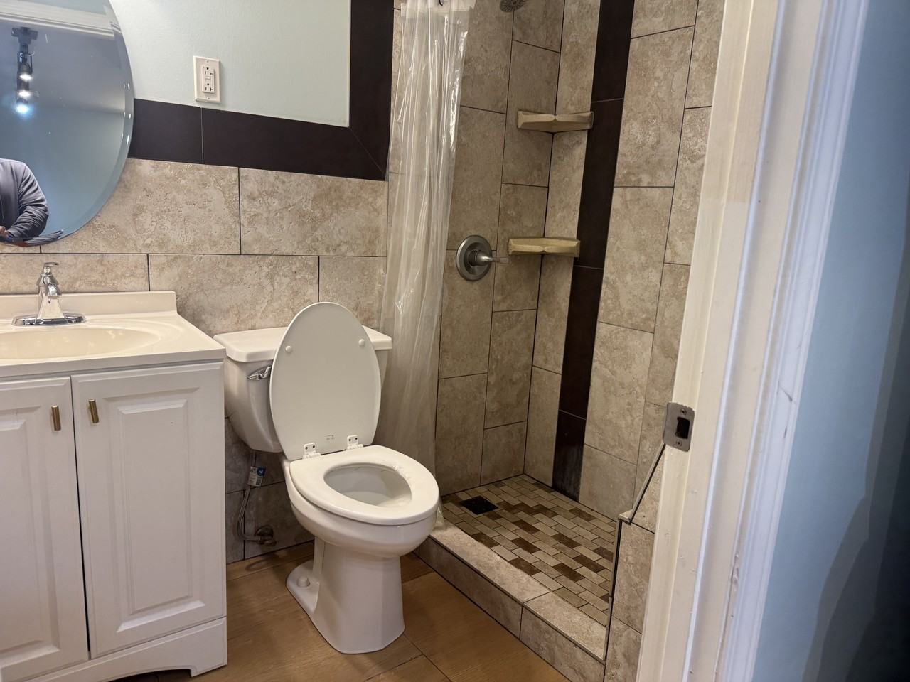 613 Shropshire Avenue RPG - Photo 7 of 9