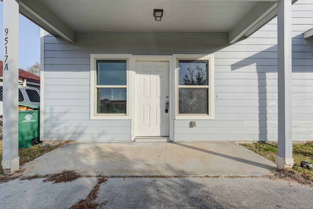 9517 Madera Road Unit B - Photo 2 of 16