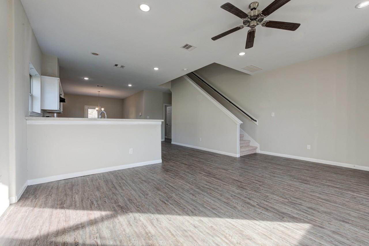 9517 Madera Road Unit B - Photo 3 of 16