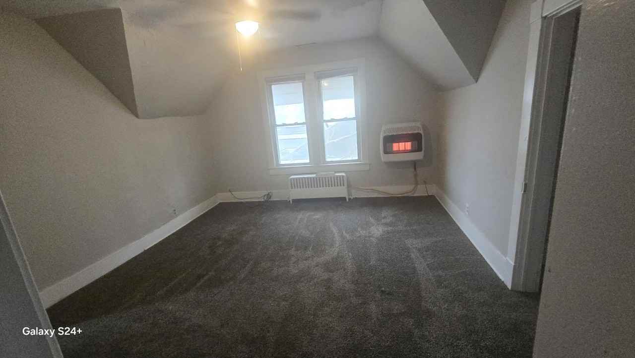 1422 Central Avenue - Photo 2 of 9