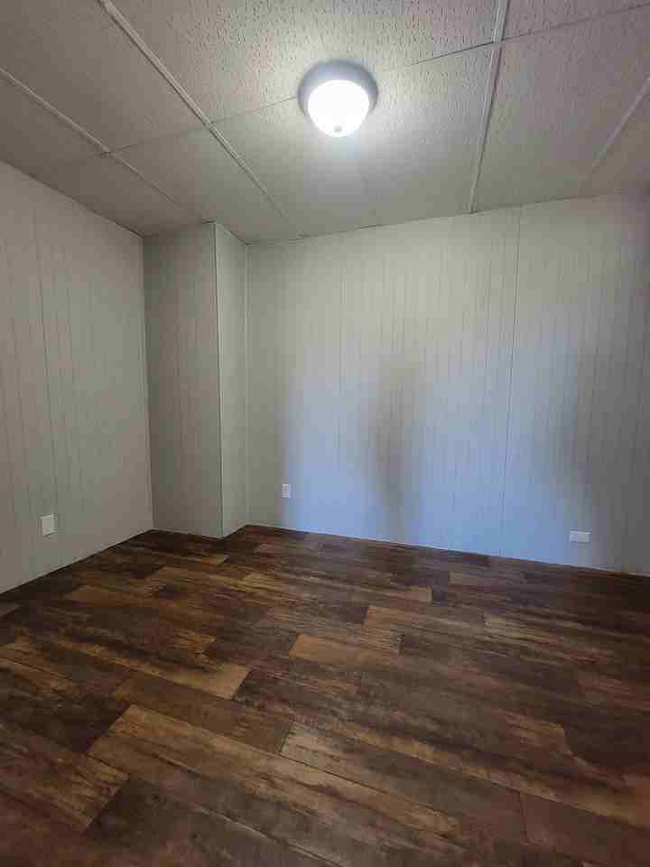 Palace View - Photo 5 of 8