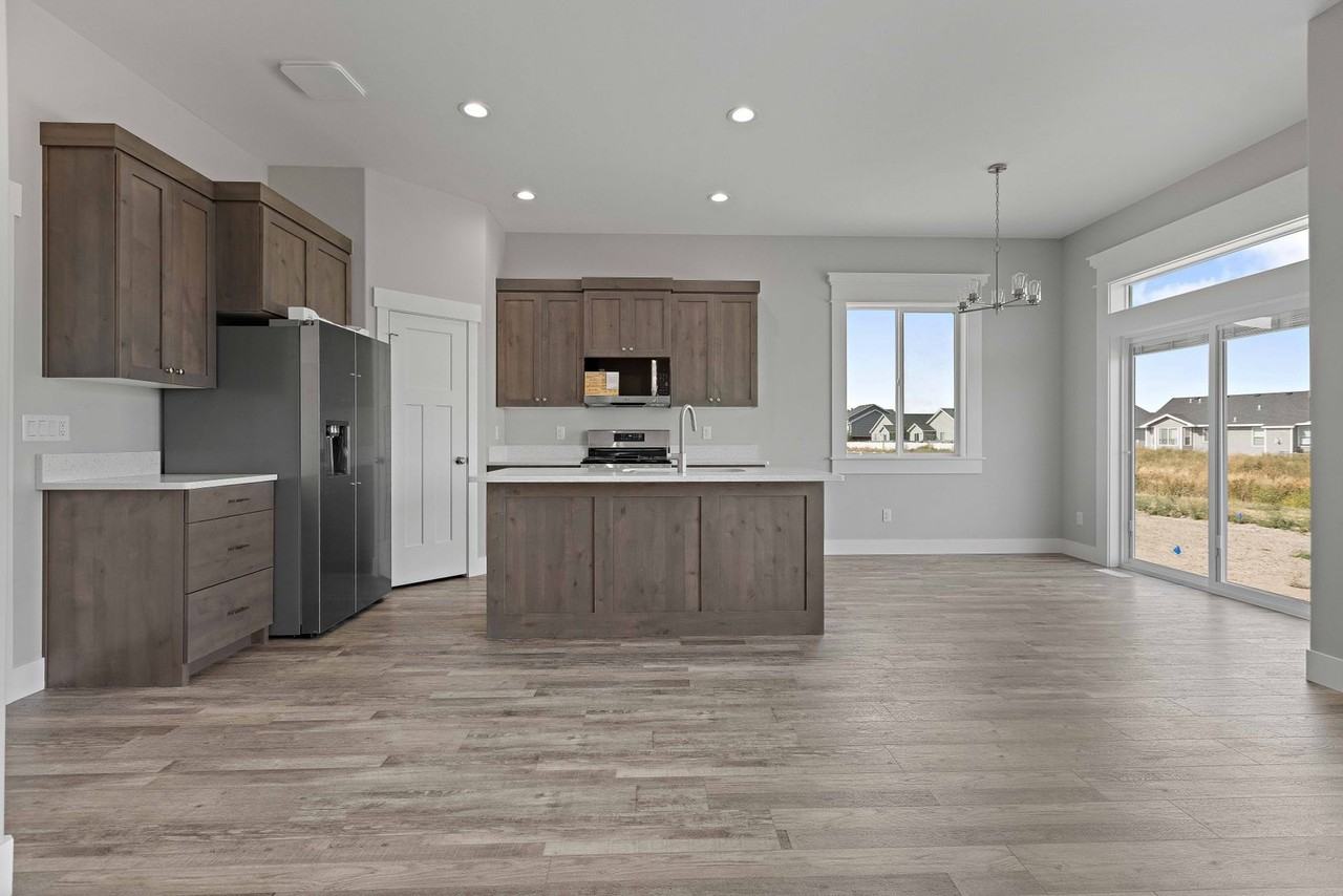 4699 Weatherby Way - Photo 2 of 37