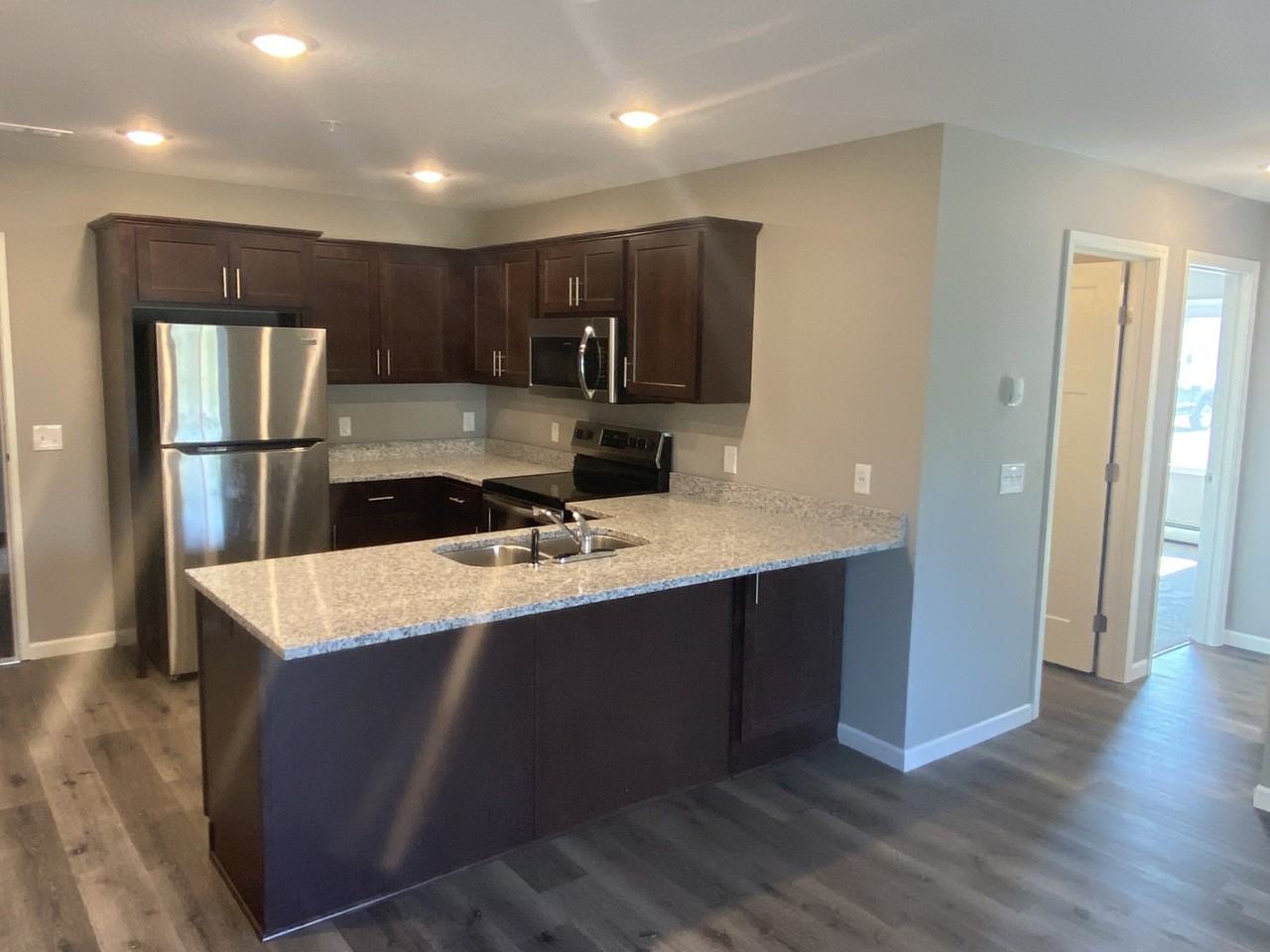 Winsted Fields Apartments - Photo 4 of 39