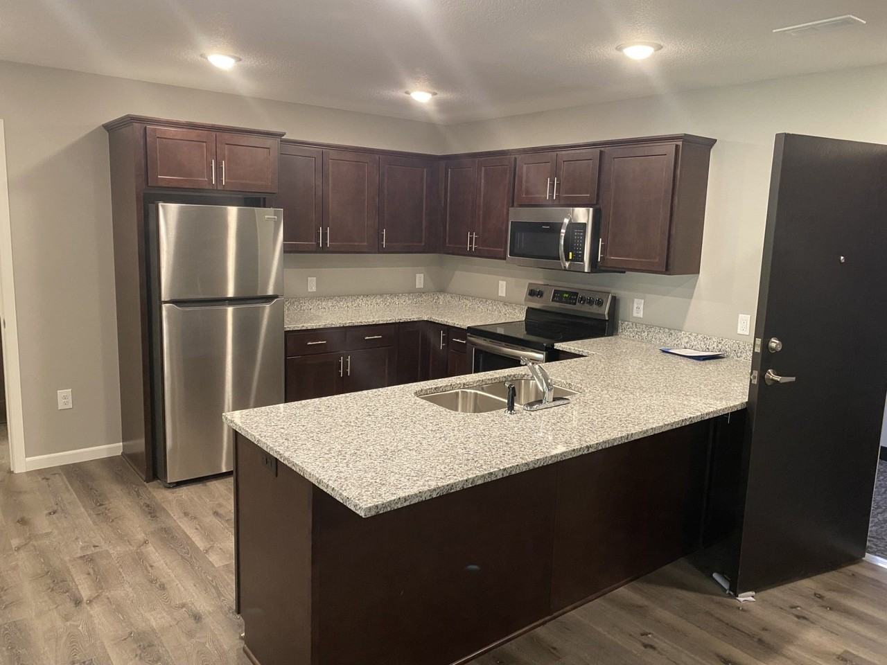 Winsted Fields Apartments - Photo 5 of 39