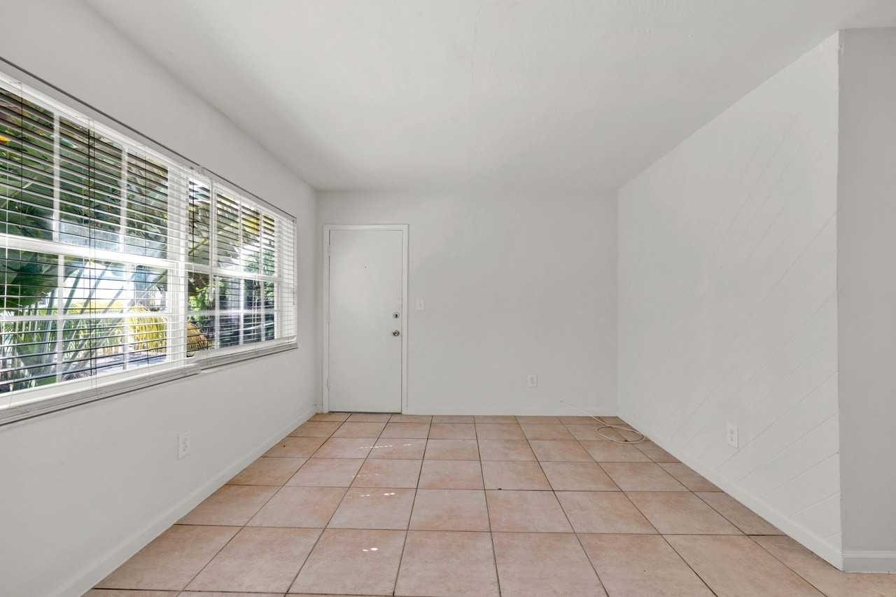 223 Antilla Ave. - Photo 2 of 15