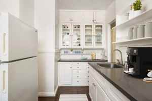 featured image of 834 Dr Ml King Way