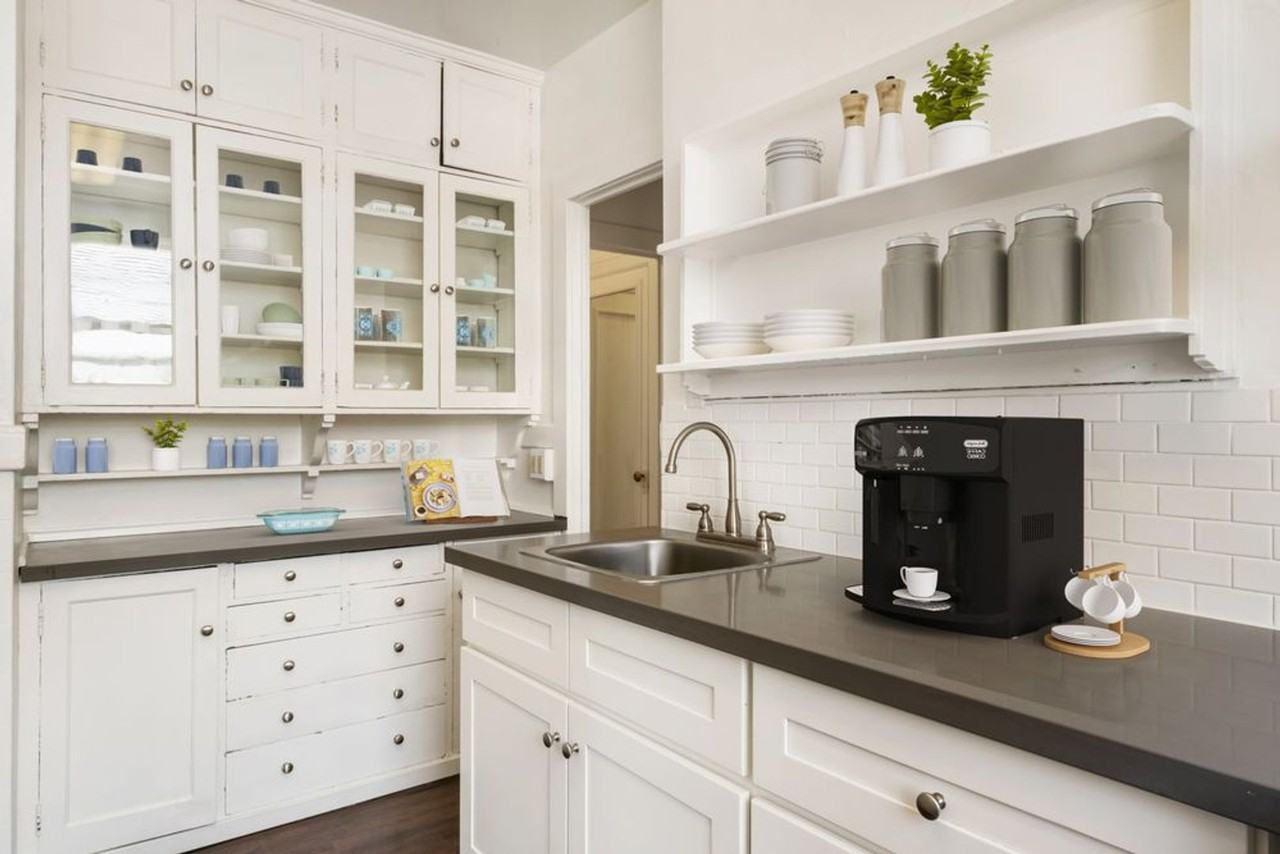 South Court Apartments - Photo 2 of 8