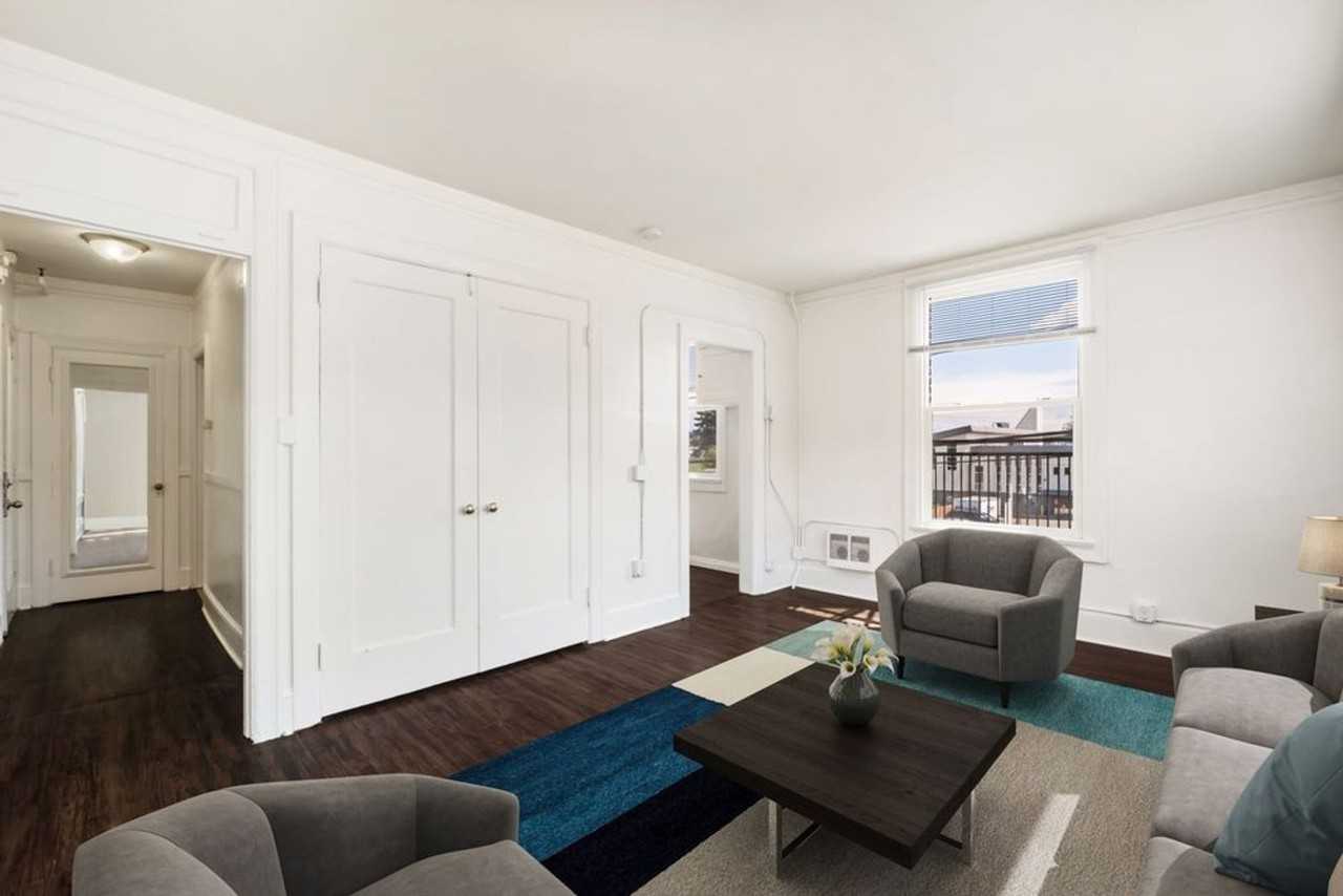 South Court Apartments - Photo 5 of 8