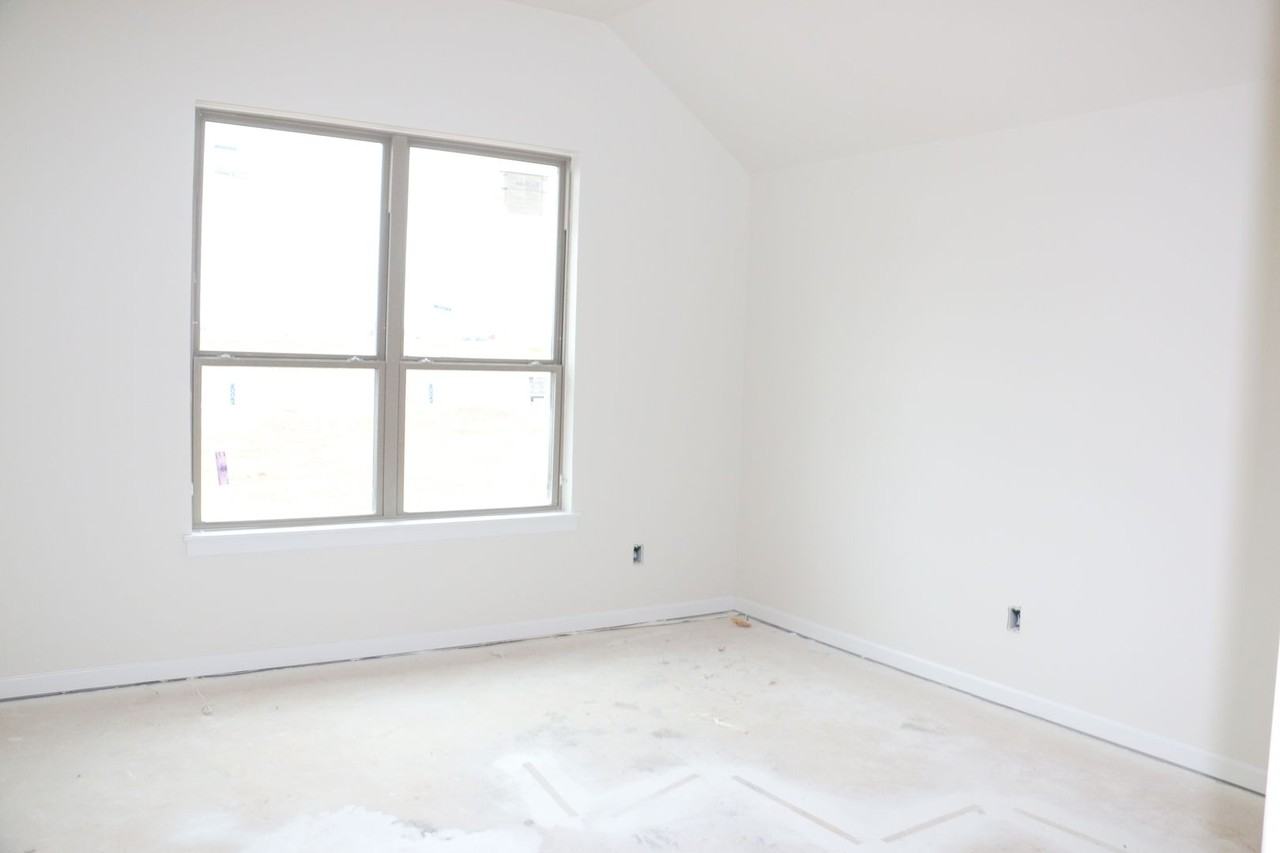 619 619 Honey Springs - Photo 3 of 16