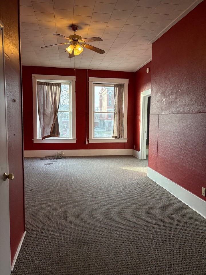 210 1/2 West Central Avenue - Photo 3 of 11