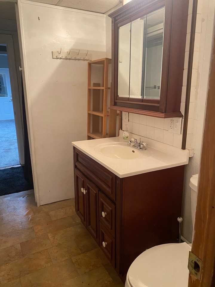 210 1/2 West Central Avenue - Photo 5 of 11