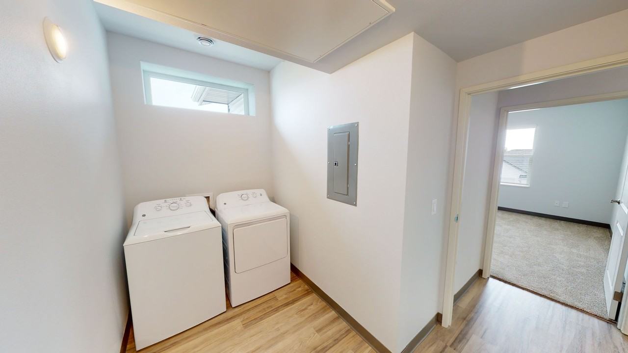 1030 Ida Place - Photo 6 of 8