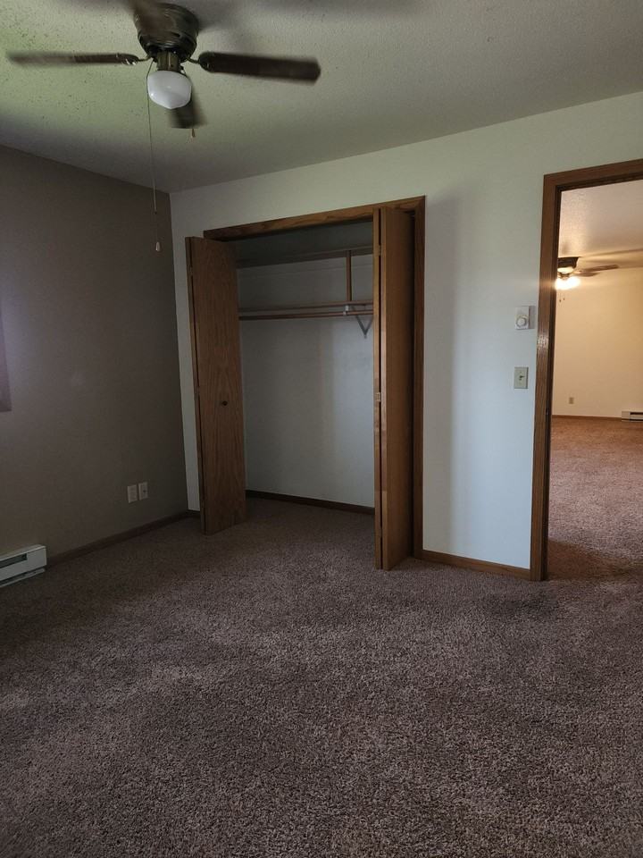 Rowley 8-Plex - Photo 6 of 7