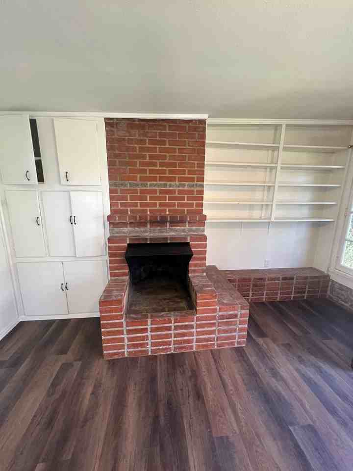 201-201 201-201 1/2 Eva St - 201 1/2 Eva St - Photo 7 of 15