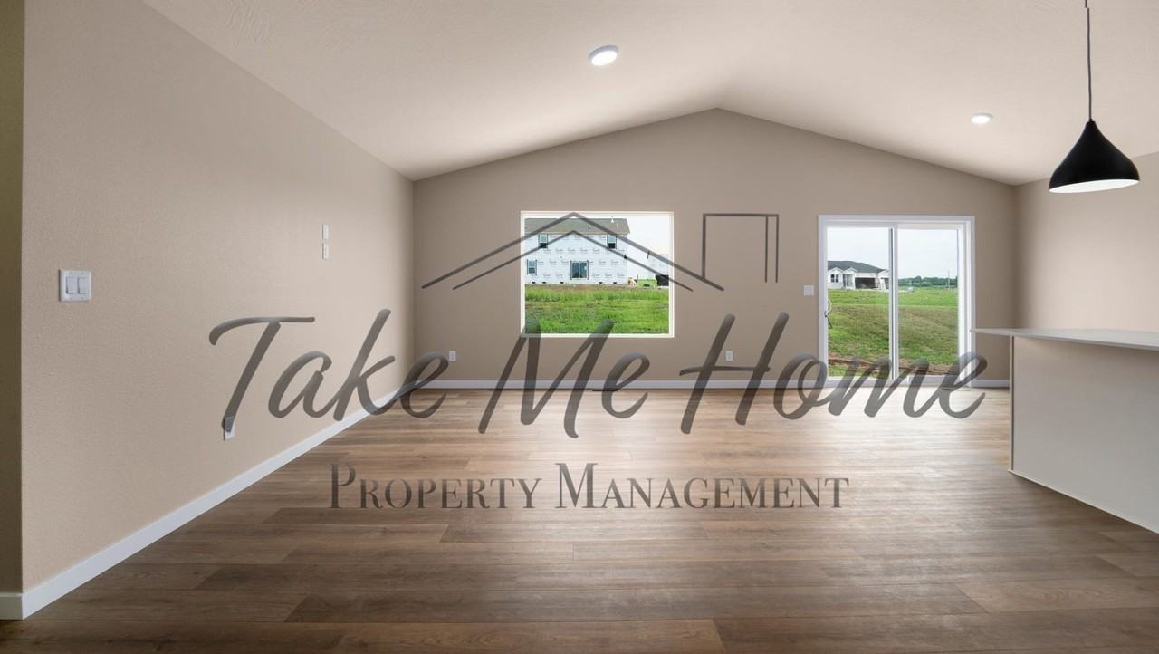 475 Summit Dr - Photo 2 of 14