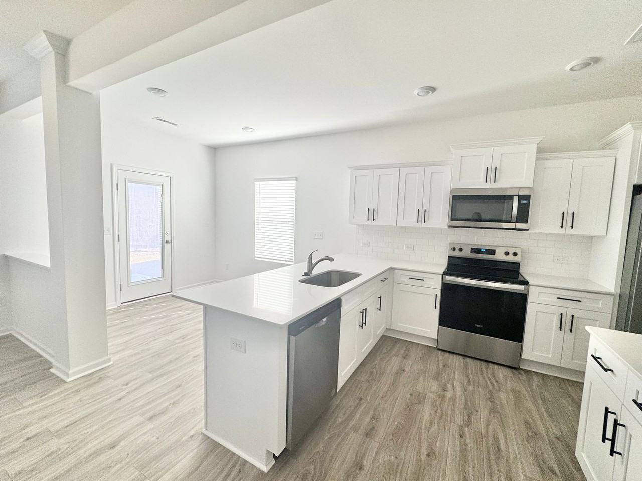 1326 1326 Stork Drive - Photo 6 of 13