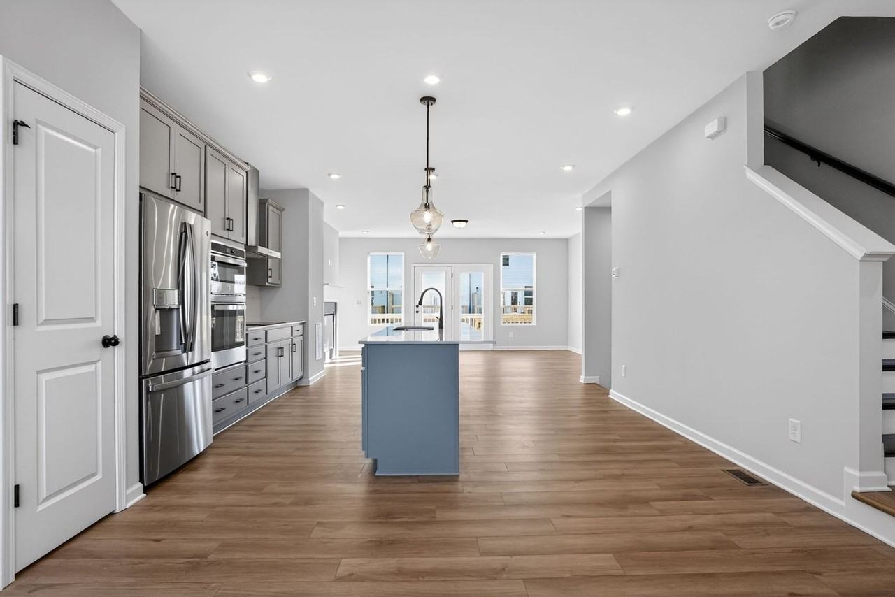 2861 Beacon Bend Xing - Photo 2 of 21