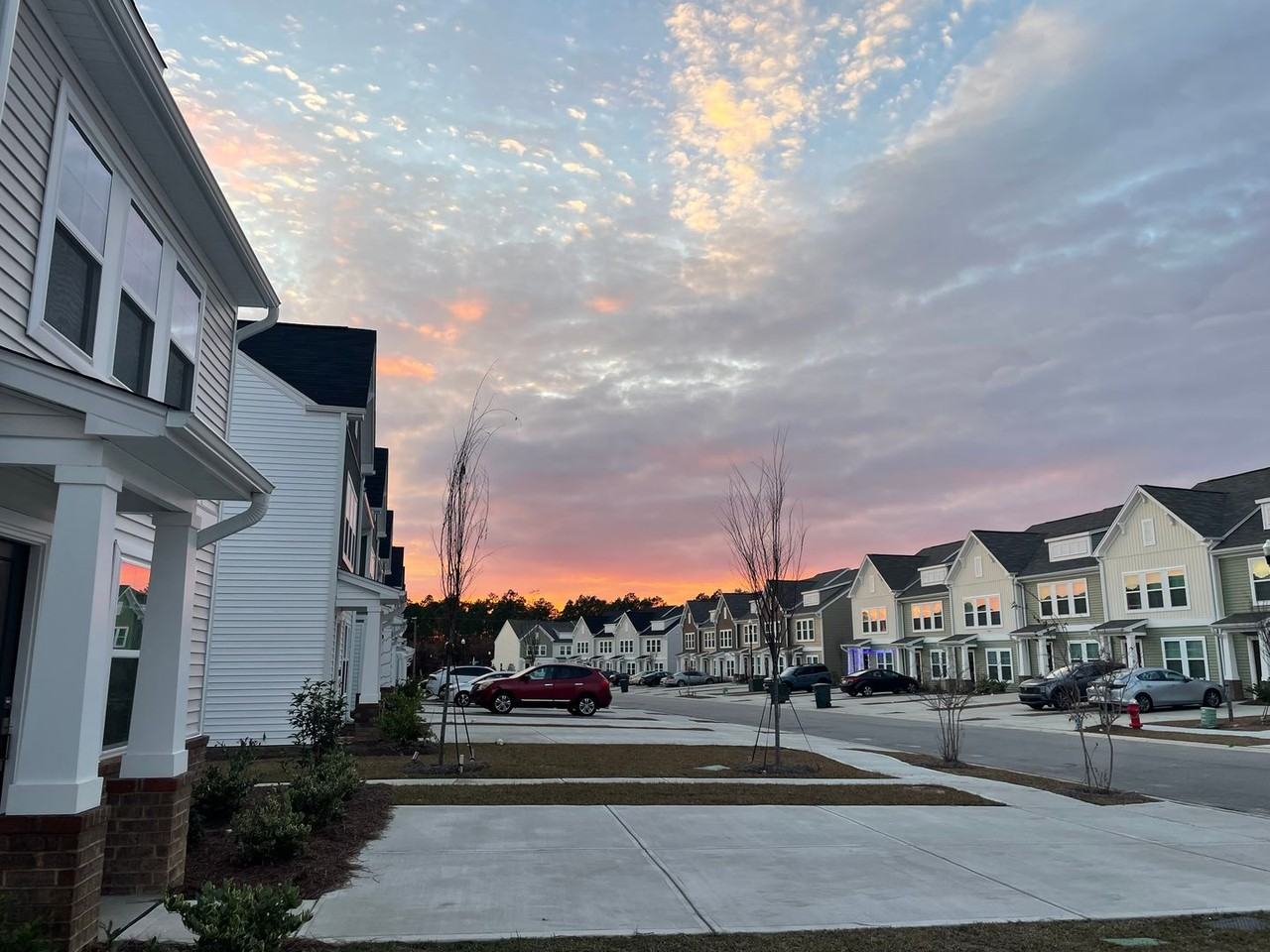 1038 Astoria Dr - Photo 6 of 47