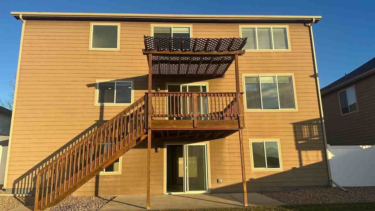 3327 Curlew Dr - Photo 7 of 24