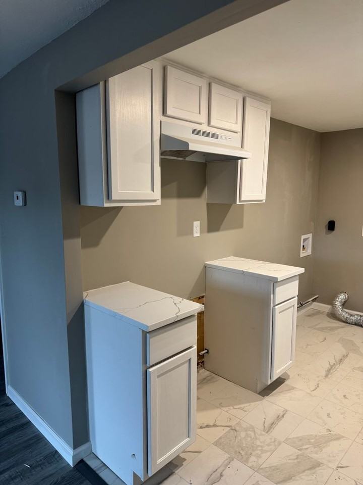 1949 Beck St - Photo 4 of 7