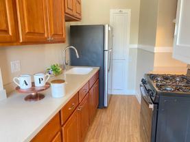 381 Oakland Ave - Photo 1 of 1