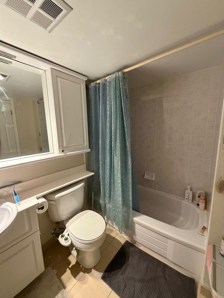 388 Bloor Street East - Photo 5 of 14