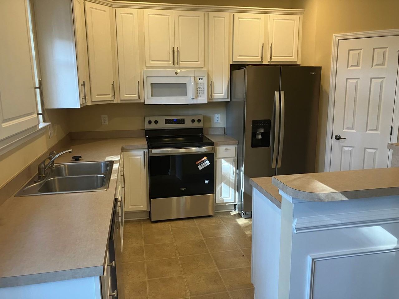 23 Sugar Maple Ln - Photo 7 of 34