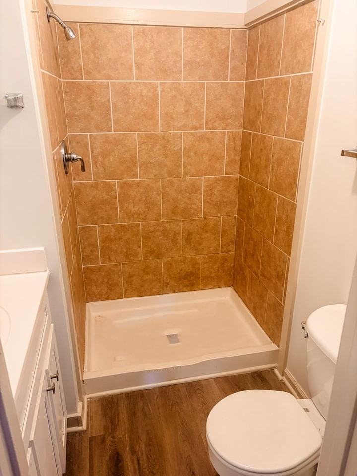 522 S Kerr Ave - Photo 5 of 9