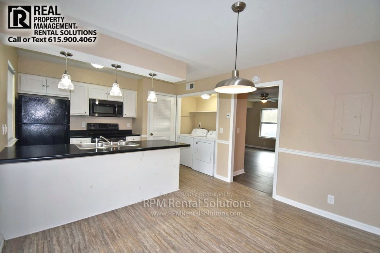 1550 Elrod St - Photo 6 of 17