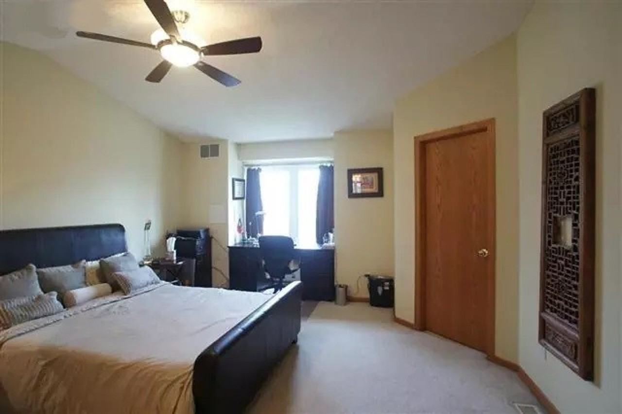 1542 Mckinley Pl - Photo 7 of 13