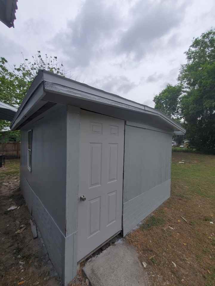 1115 E Bay St - Photo 3 of 18