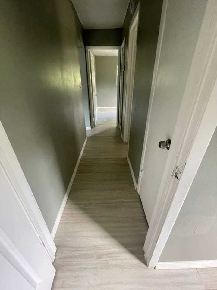 1115 E Bay St - Photo 5 of 18