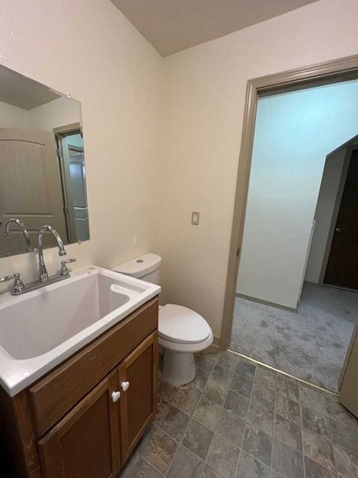 15618 94th Avenue Ct E - Photo 3 of 15