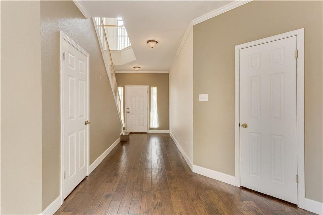 13401 Gent Dr - Photo 3 of 35