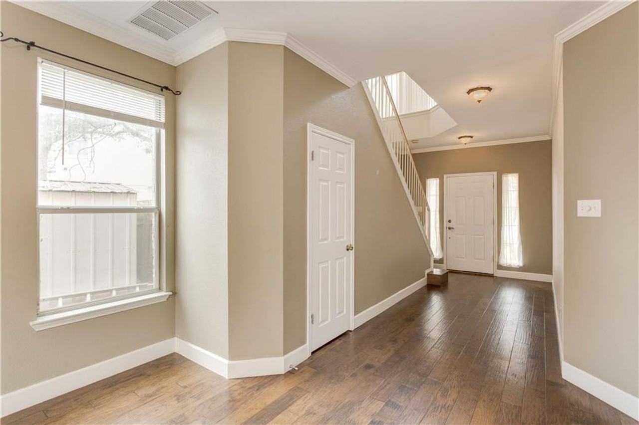 13401 Gent Dr - Photo 4 of 35