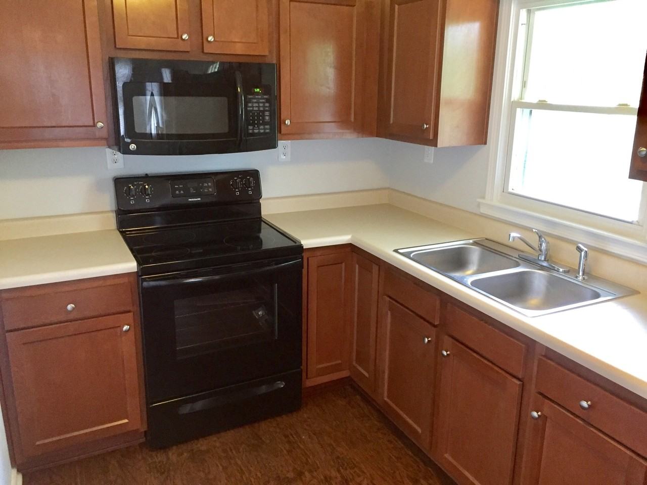 153 Alto St - Photo 4 of 20