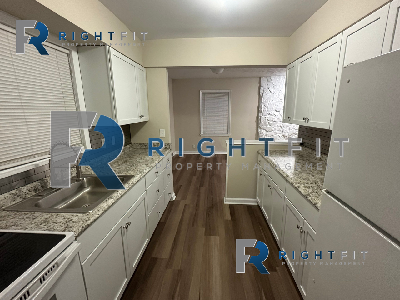 1430 Amberley Dr - Photo 6 of 20