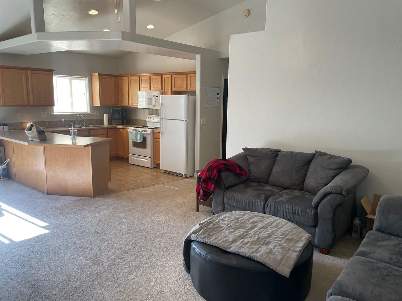 34 N Fairview St - Photo 4 of 10