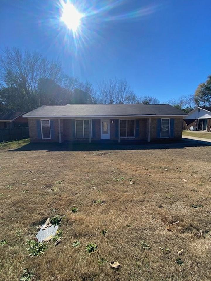 4212 Braddock Dr - Photo 2 of 23