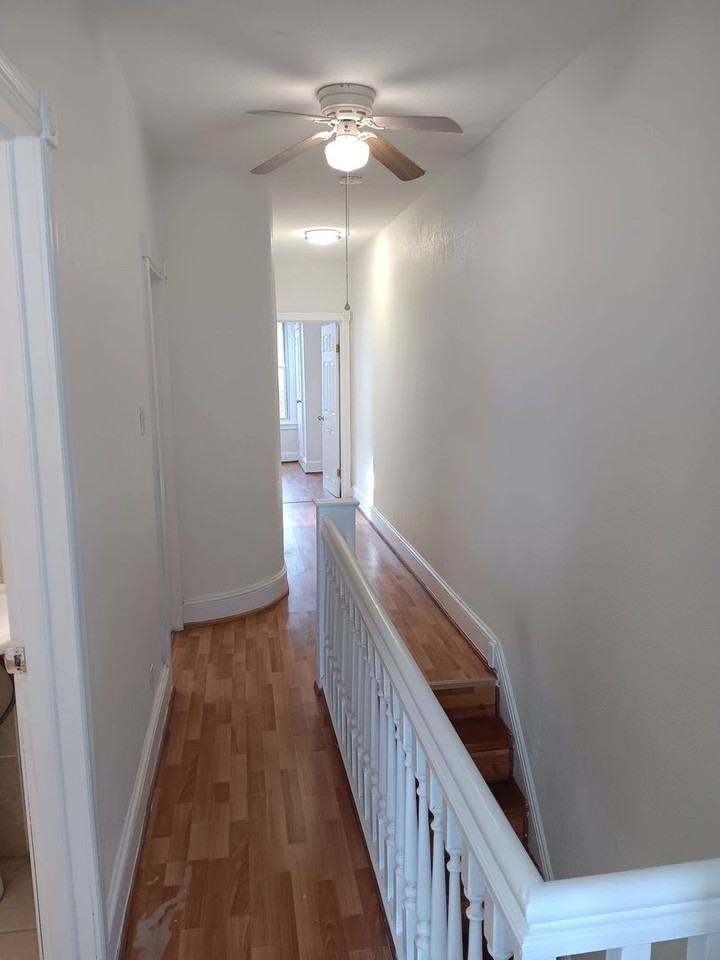 1238 N Alden St - Photo 4 of 8