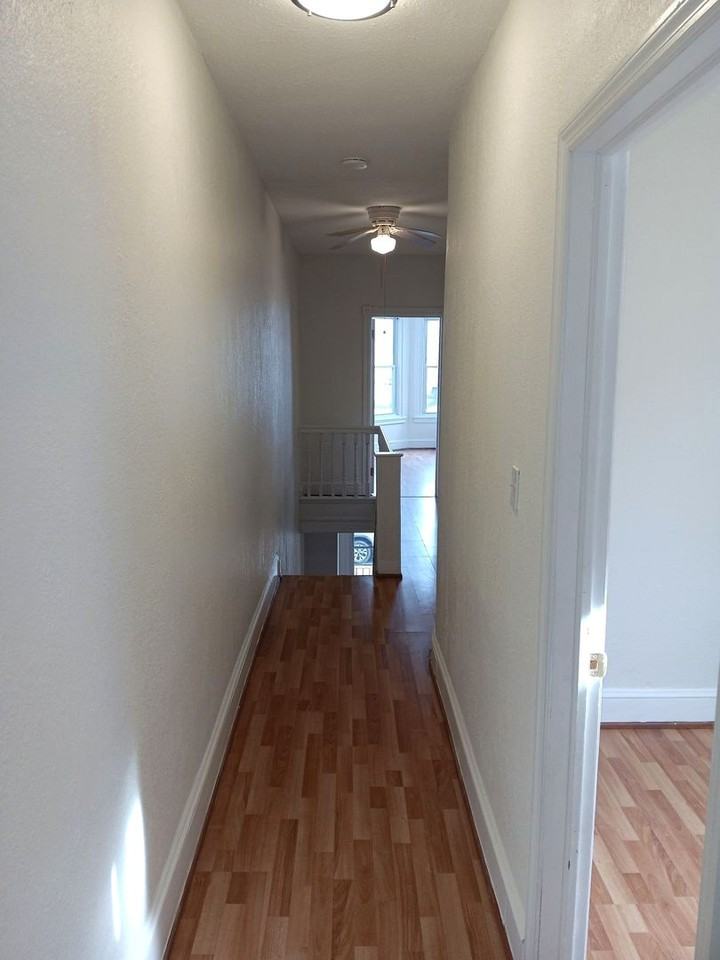 1238 N Alden St - Photo 7 of 8