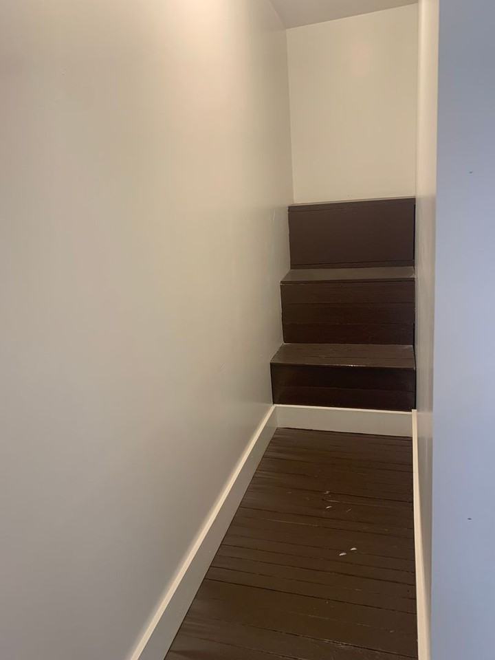 643 W Princess St #3 - Photo 5 of 13