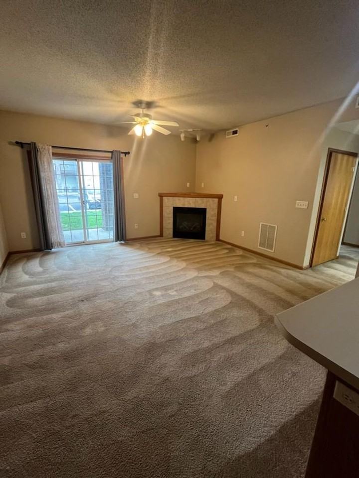 90 Circle Dr #1 - Photo 5 of 5