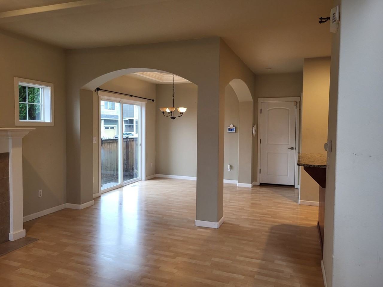 13309 94th Avenue Ct E - Photo 3 of 25